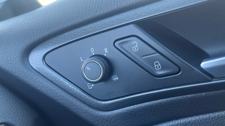 Volkswagen Golf 1.4 TSI GTE Advance 5dr DSG Hatchback